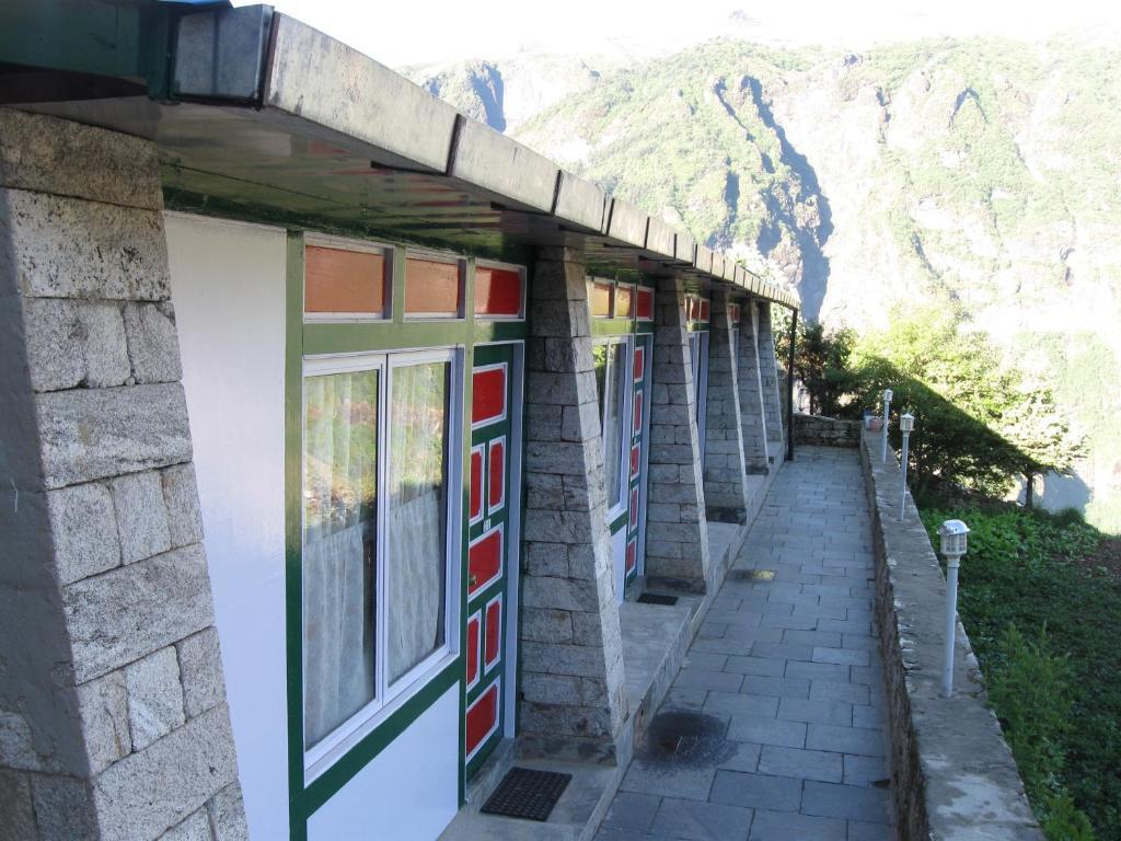 Panorama Lodge And Restaurant Namche Bazar Экстерьер фото